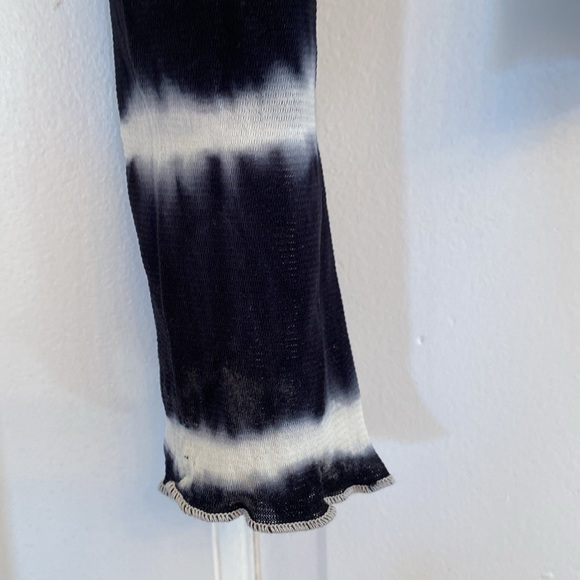 Fatigue Mesh Stretchy Top - Picture 3 of 4